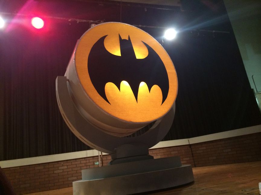 dc collectibles bat signal prop